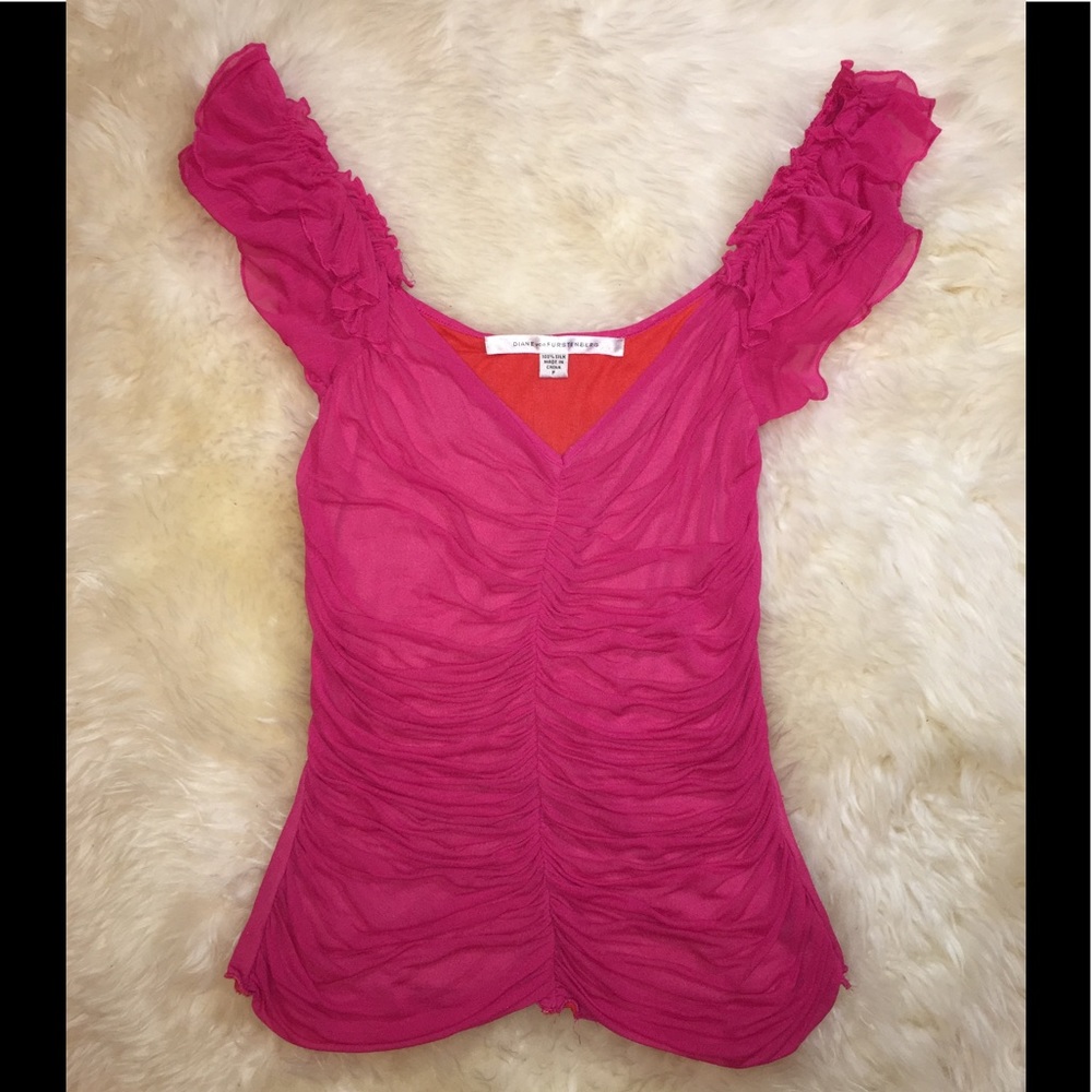 Diane von Furstenberg 100% silk blouse. Size P